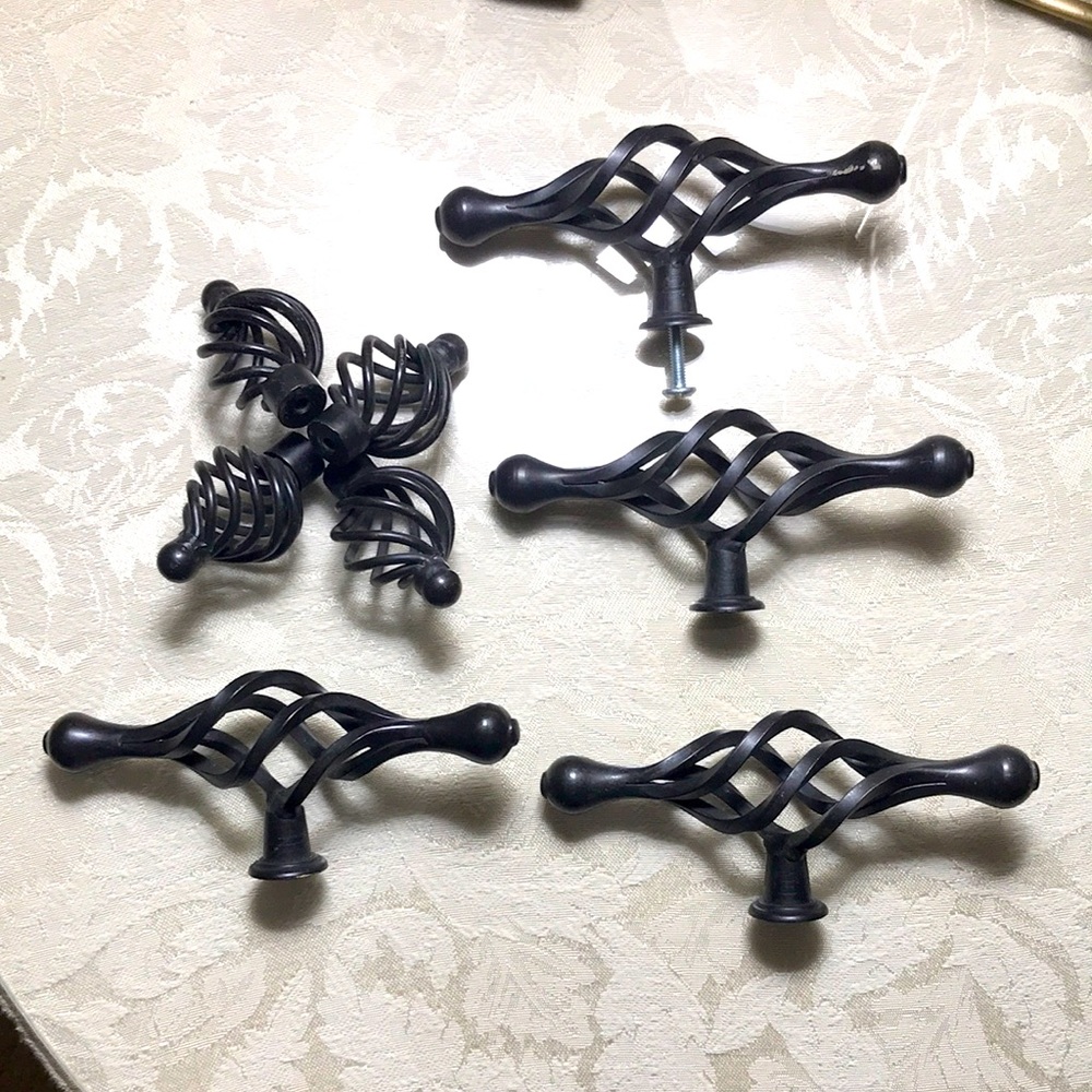 Decorative Scroll Iron Pulls Knobs Set of 8